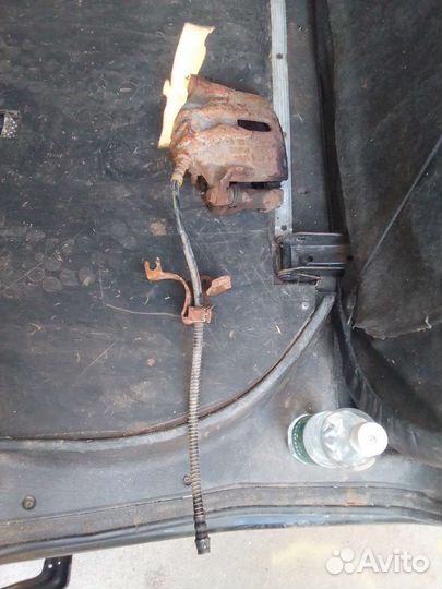 Суппорт передний правый peugeot partner м59