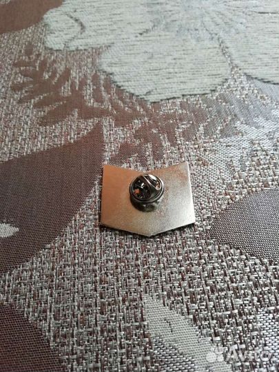 Значки Ballantines