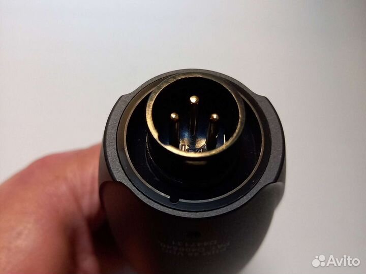 Студийный конденсаторный микрофон Shure SM27-SC