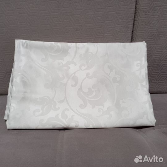 Скатерть праздничная