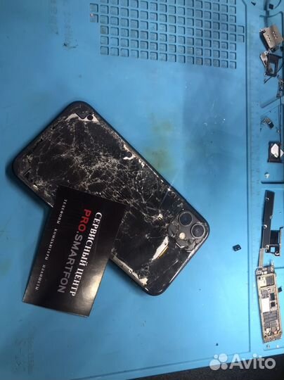 Замена заднего стекла iPhone