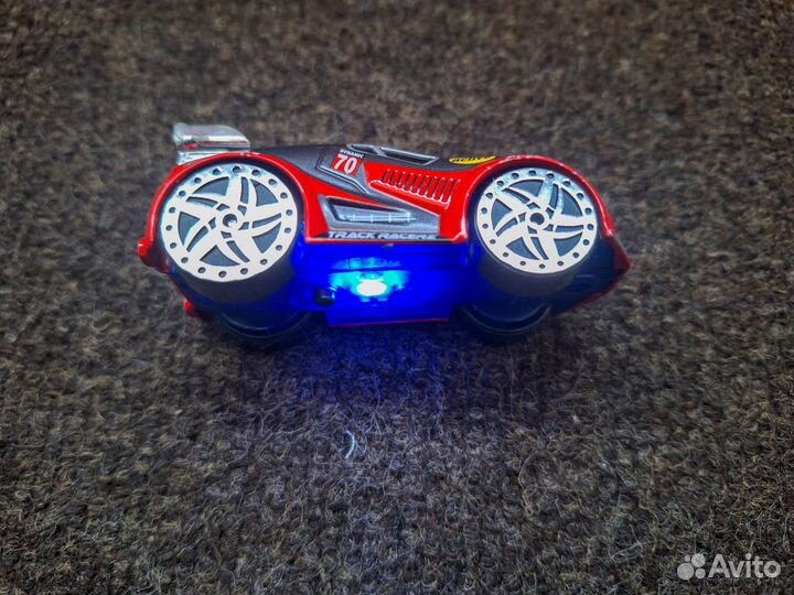 Детские игрушки (машинки)