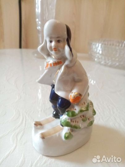 Фарфоровые статуэтки