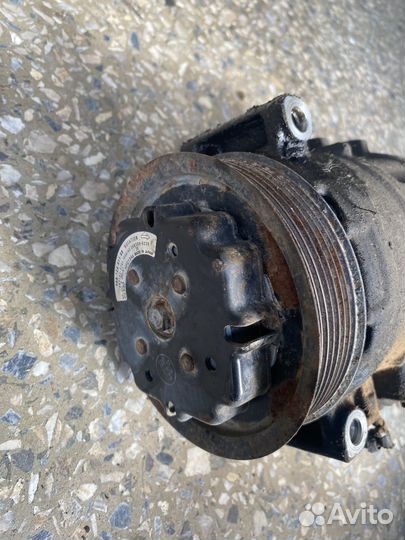 Компрессор кондиционера Porsche Cayenne 955 4.5