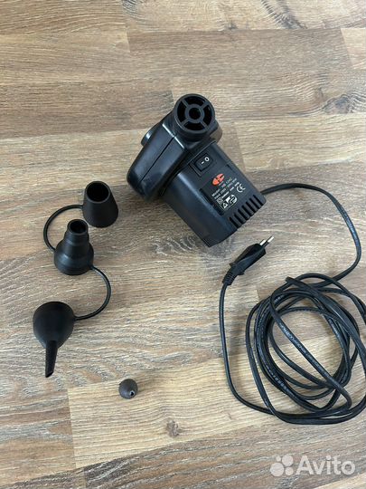 Насос с насадками