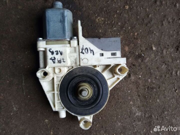 Моторчик стеклоподъемника пежо 407