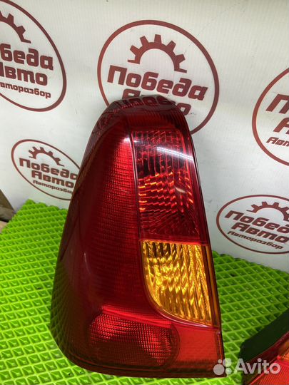 Задний фонарь логан 1