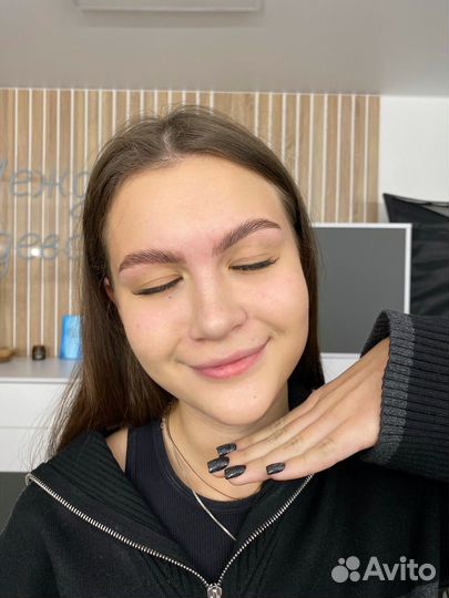 Ламинирование бровей / окрашивание / коррекция