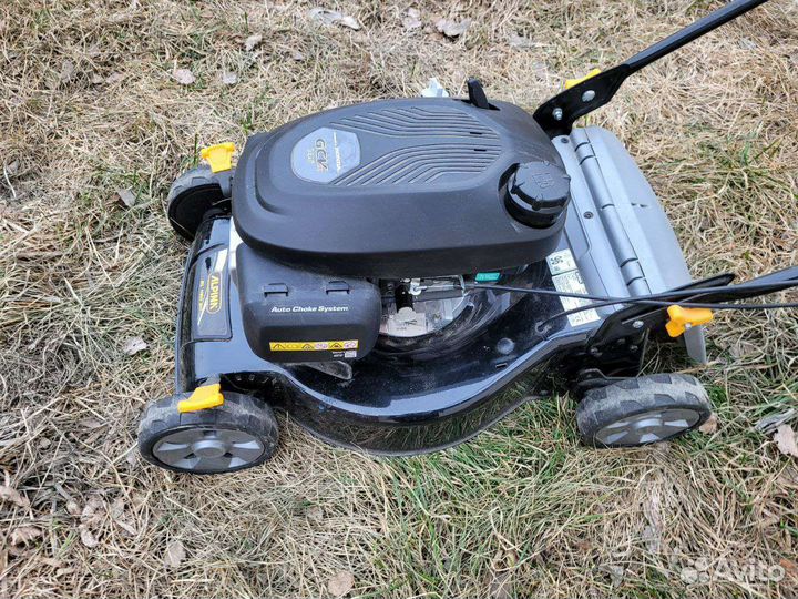 Газонокосилка бензиновая Honda