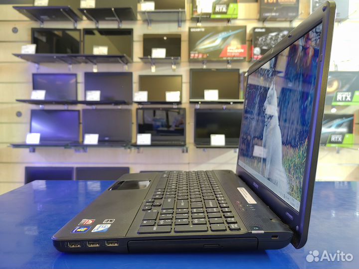 Ноутбук Sony Intel процессор ssd диск