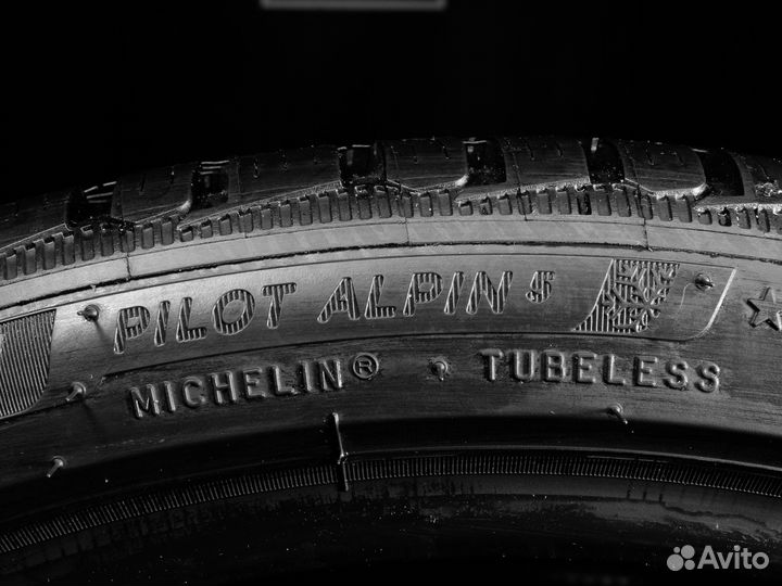 Michelin Pilot Alpin 5 285/30 R20 и 275/35 R19 101V