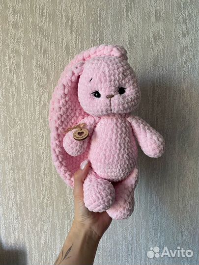 Вязаный заяц ручной работы
