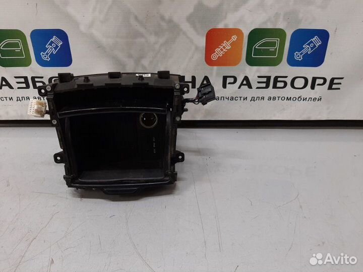 Бардачок Hyundai I40 2013