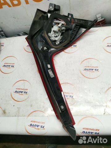 Стоп-сигнал задний правый Volvo V60 2.0 дизель