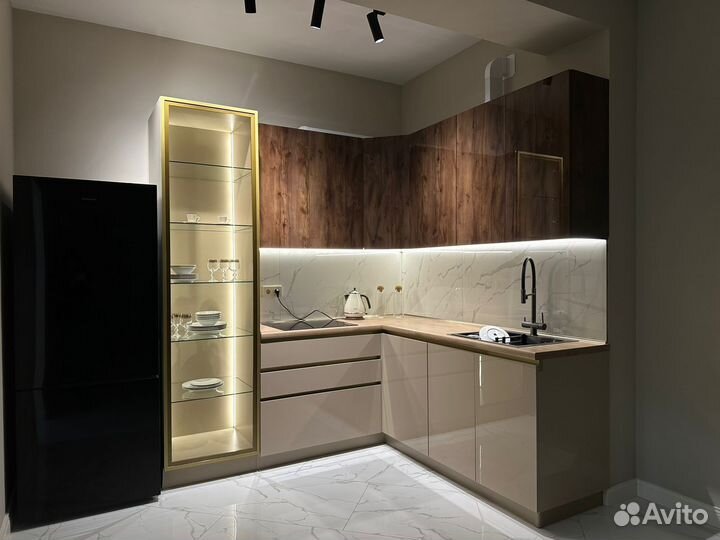 Аренда квартир посуточно. 3-к. 87м². 4/13 эт