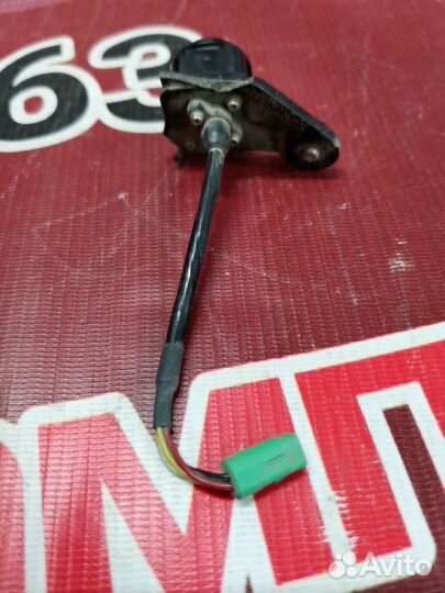 Камера Toyota Land Cruiser