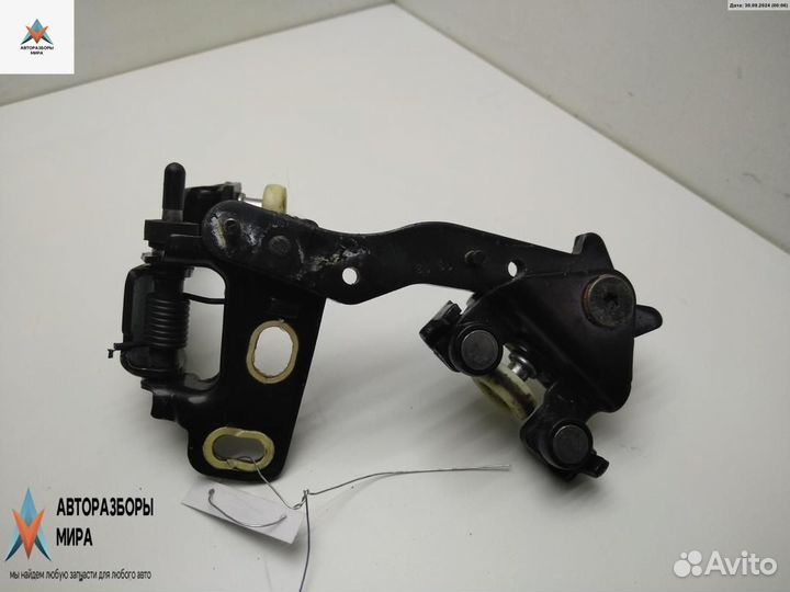 Ролик двери сдвижной Ford B-max 2013 AV11R26C9AC