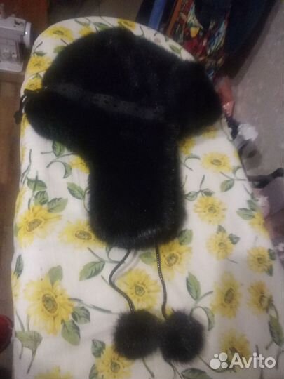 Женская шапка