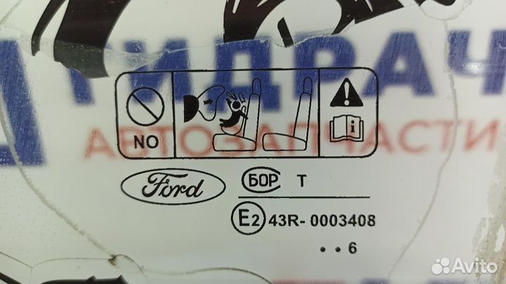 Стекло двери передней левой Ford Focus 2 1342624