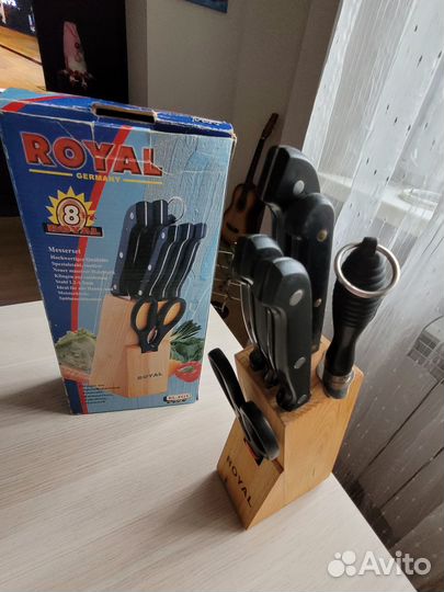 Набор кухонных ножей с подставкой