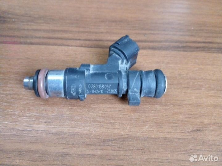 Форсунка инжекторная Citroen С4