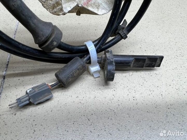 Датчик abs задний Nissan Teana J32 2008-2013