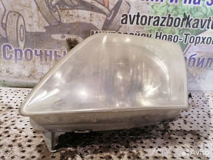 Фара передняя левая Mazda MPV