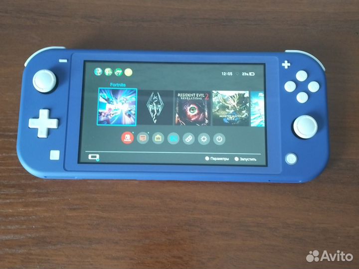 Nintendo switch lite + 9 игр + micro sd 128 gb