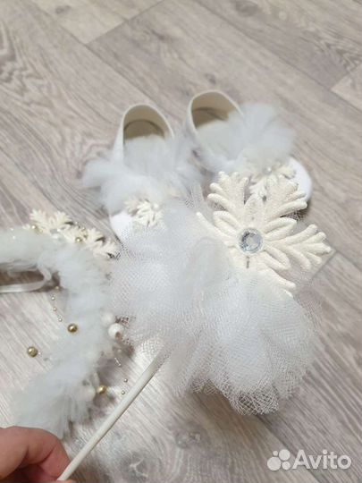 Новогодний костюм. Костюм снежинки