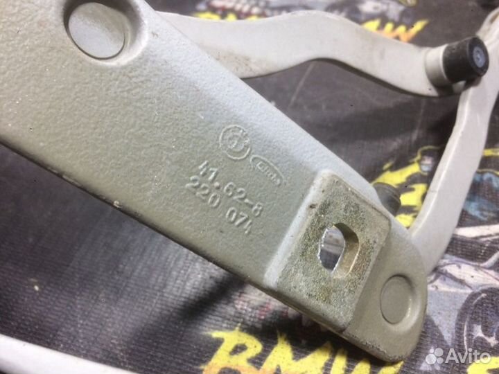 Петля багажника задняя Bmw 3 E46 sedan/ E46/4