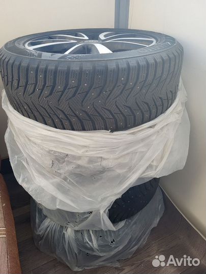 Диски + резина Toyota Camry R17