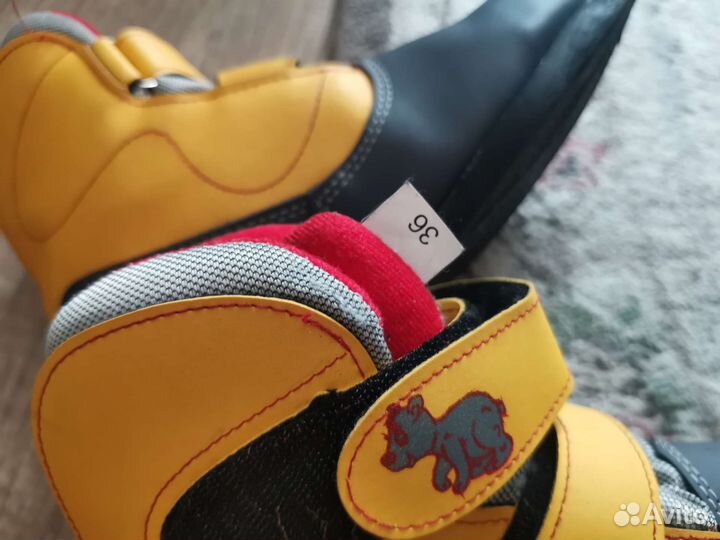 Лыжи 160см с ботинками 36р