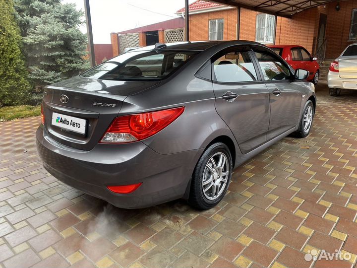 Hyundai Solaris 1.6 AT, 2011, 221 000 км