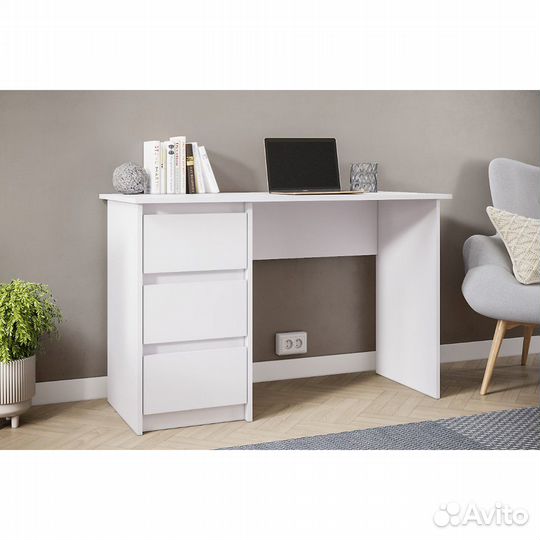 Стол письменный 