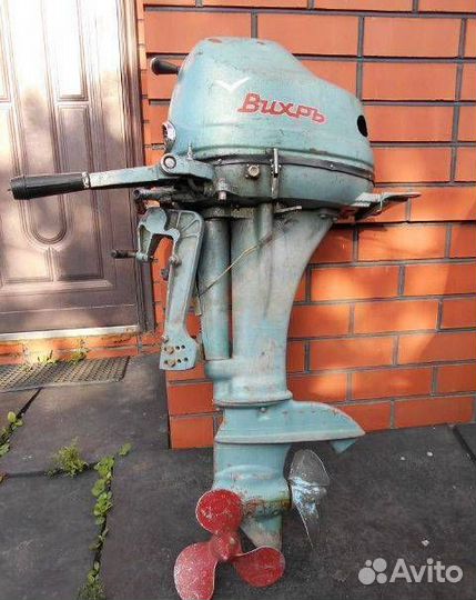 Лодочный мотор Вихрь