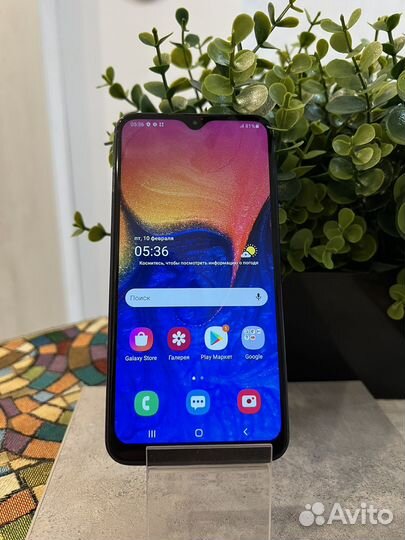 Samsung Galaxy A10, 2/32 ГБ