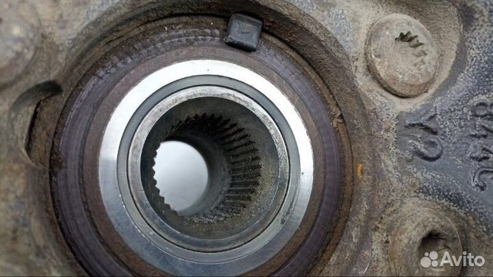 Ступица передняя правая Volkswagen Phaeton 3D2 AJS