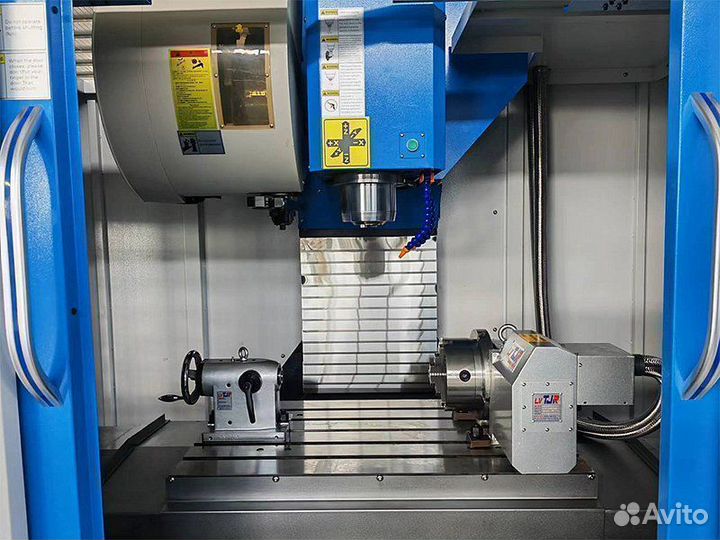 Вертикальный обрабатывающий центр с чпу 1360F
