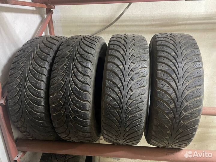 Sava Eskimo Stud 195/60 R15 88T