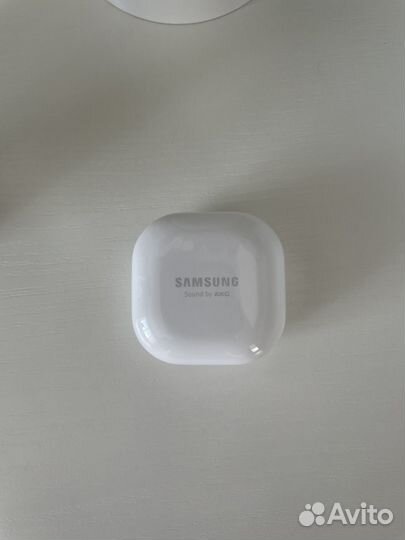 Беспроводные наушники samsung buds live