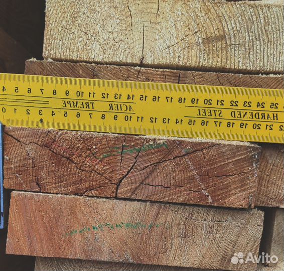Качественные доски лиственницы 35x135 мм, для различных строительных работ