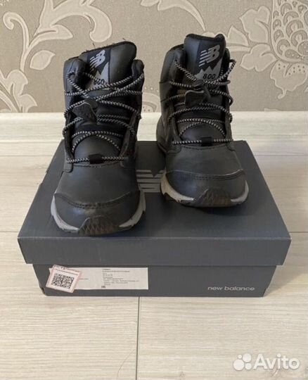 Ботинки New Balance 30,5
