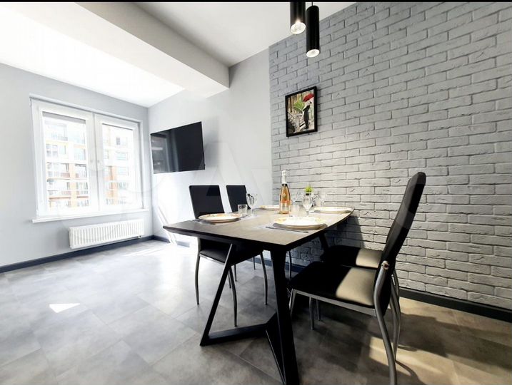 2-к. квартира, 42 м², 3/13 эт.