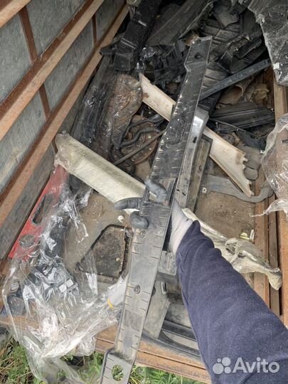 Кнопка закрывание крышки багажника Mercedes w220