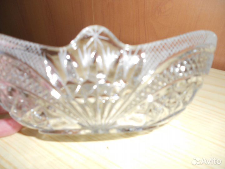 Вазочка хрустальная