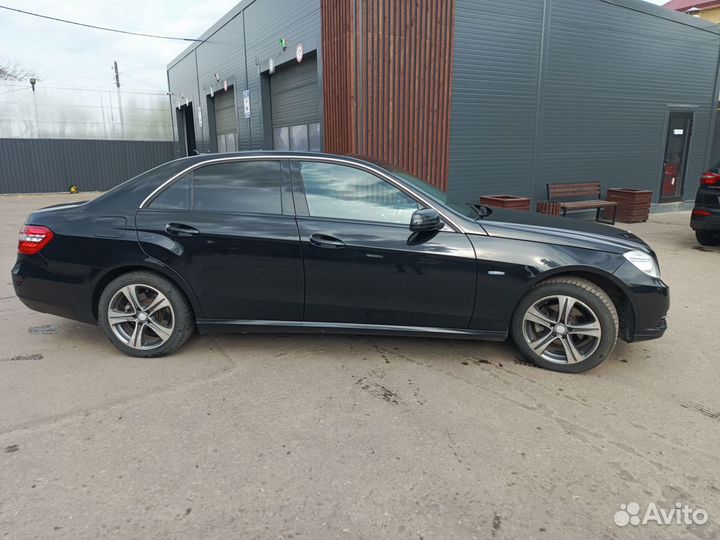 Mercedes-Benz E-класс 1.8 AT, 2011, 219 000 км