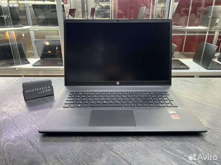 Ноутбук HP Laptop 17 r7/16/512