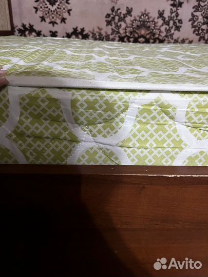 Кровать с матрасом 120х200