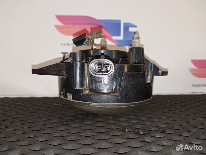 965467 Фара противотуманная левая Daf XF105