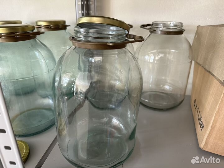 Стеклянная банка 3л с крышкой и ручкой